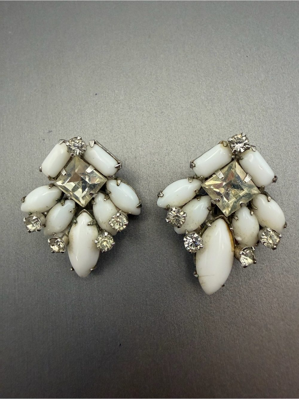 Classic Weiss White Milk Glass Rhinestone Cluster Earrings Signed Vintage